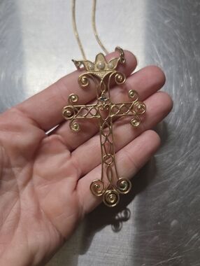 1977 Limited Edition "Majestic Cross" Necklace